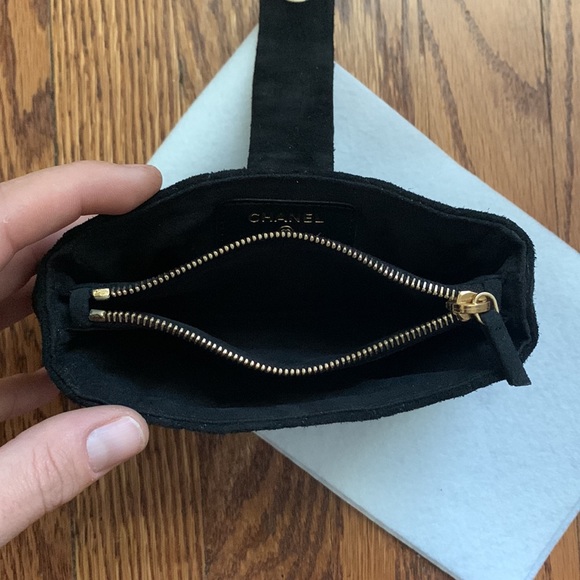 Chanel Phone French Purse - Picture 10 of 12